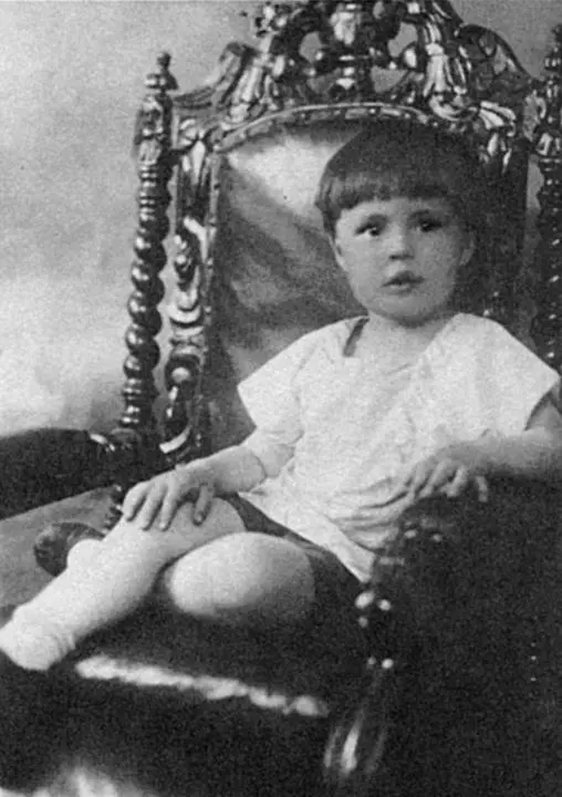 Детское Село В кресле у фрейлины 1933 г ВорошиловУссурийский - фото 2