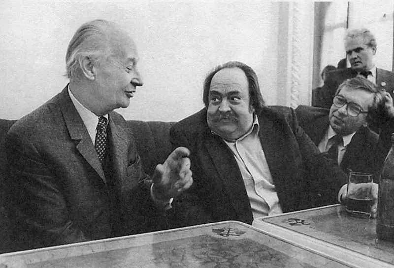 Посольство ЧССР Встреча с А Дубчеком Справа В П Лукин 1990 г По - фото 13