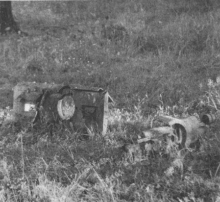 Маска орудия и лобовая бронеплита танка Pz38t уничтоженного внутренним - фото 37