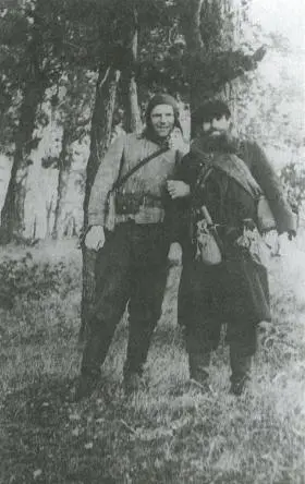Разведчики отряда специального назначения Максим действовавшего на - фото 31