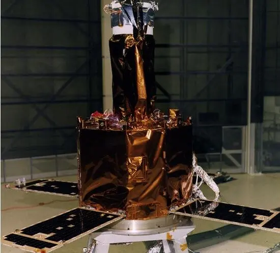 В 1998 году начал функционировать орбитальный телескоп TRACE Transition Region - фото 26