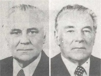 Возможные соперники член Политбюро Владимир Щербицкий слева и кандидат в - фото 19