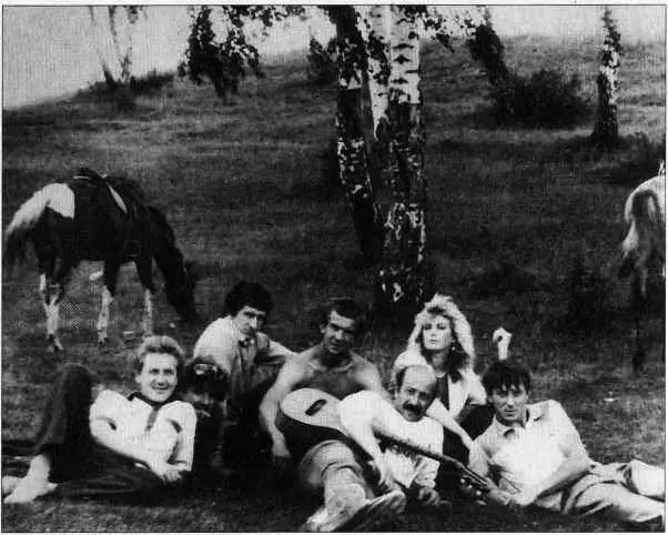 В ночном с друзьями 1986 г С однокурсникамимедиками - фото 5