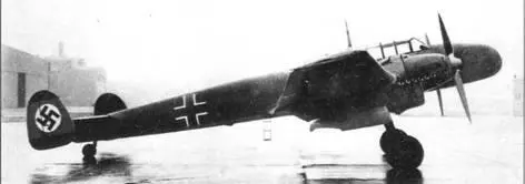Предсерийный самолет Bf 110А01 Весна 1937 г Крыло имело развитую - фото 15