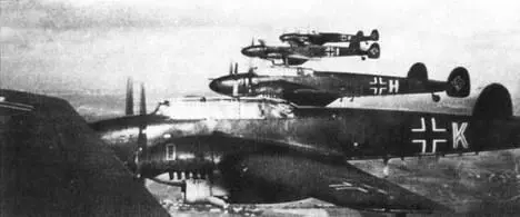 Строй серийных самолетов Bf 110В2 1939 г Разведчик Bf 110С5 готов войти - фото 16