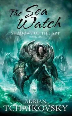 Adrian Tchaikovsky The Sea Watch обложка книги