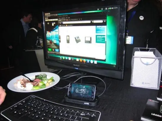 Второй докстанция Motorola Laptop Dock представляющий собой нетбук без - фото 40