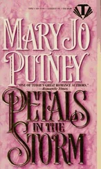 Mary Putney - Petals in the Storm