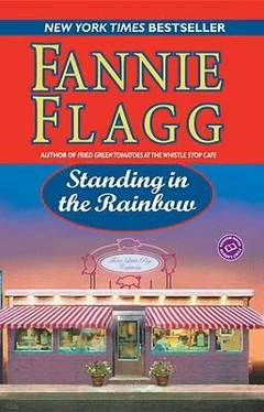 Fannie Flagg Standing in the Rainbow обложка книги