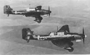 Начало блицкрига Курс на восток Эскорт Ju 87D1 Bf 109Е4 27й - фото 50