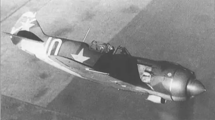 В полете серийный Ла5Ф Весной 1943 г были отмечены первые случаи обрыва - фото 20
