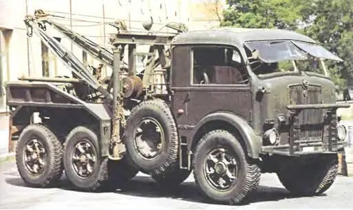 СПА Довункуэ41 6X61941 г СПААнсальдо АВ41 4x41941 г Во время Второй - фото 152