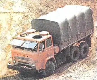 Стар266 6X61978 г Стар266М 6X61994 г На шоссе его грузоподъемность - фото 171