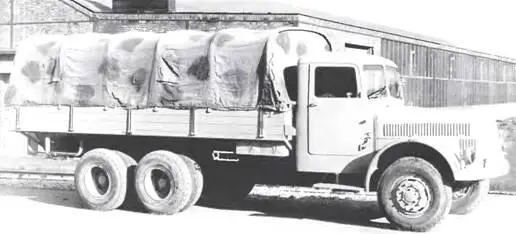 Татра111 Т8000 6X61943 г В 1942 г для фельдмаршала Роммеля - фото 259
