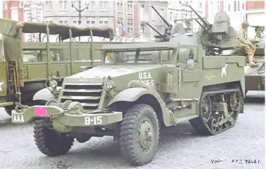 Уайт М16А21944 г Уайт Т171943 г Уайт Роуд Коммандер2 6X41985 г В - фото 389