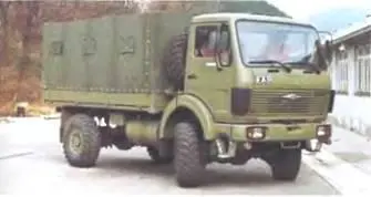 ФАП 1118BS 4X4 2002 г ФАП 2220BDS 6X6 с системой залпового огня 1982 - фото 460