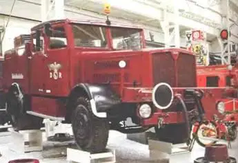 ФАУН ZRS 1940 г Первоначально компания ФАУН занималась изготовлением сугубо - фото 469