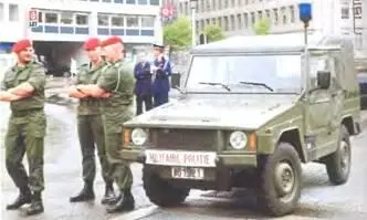Фольксваген183 Ильтис 4X4 военной полиции 1981 г Бомбардировками - фото 567