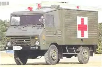 Хино Тип73 4X41973 г В военное время компания Хино продолжала выпуск - фото 718