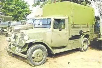 Ситроен23U 1939 г Ситроен45UD1 1948 г Ситроен2СV Сахара 4X41959 - фото 76