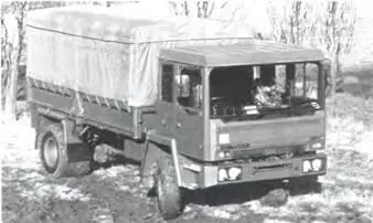 Шелуок SPV 4X41983 г Возврат к военной технике состоялся лишь в 1969 г - фото 796