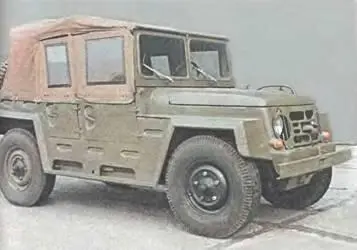 Шкода973 Бабэта 4X41955 г Радиостанция на шасси Шкода973В Бабэта - фото 816