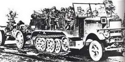 КрауссМаффей KMm8 SdKfz7r 1935 г КрауссМаффей КМт11 SdKfz72 - фото 134