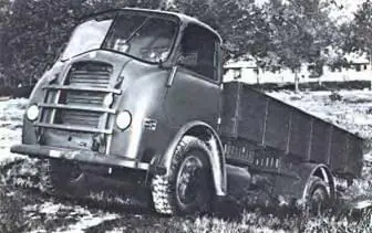 Альфа Ромео 800RE 1941 г Альфа Ромео 430RE 1940 г Альфа Ромео F12 - фото 83