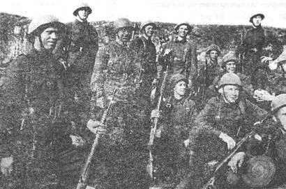 Иногда советские подразделения в Заполярье оказывались вооружены лучше - фото 119