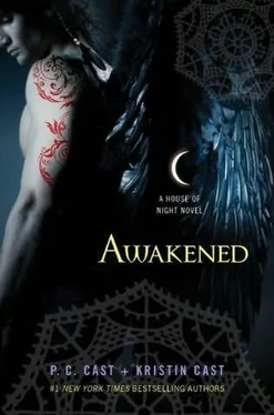 P.C. Cast Awakened обложка книги