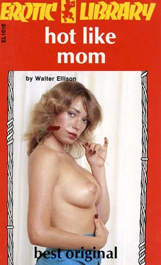 Walter Ellison Hot like mom обложка книги