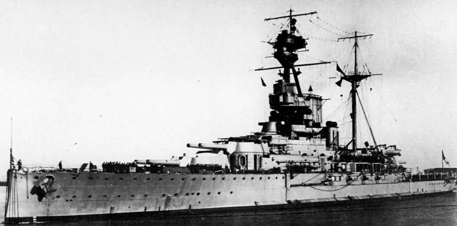Линейный корабль Роял Соверен Мальта 4 февраля 1923 года Линейный - фото 92