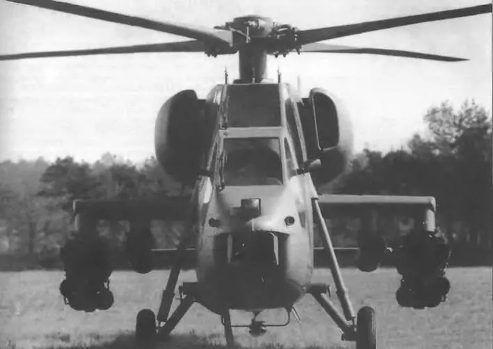 Военноморской вариант оснащен РЛС в носовой части фюзеляжа и - фото 25