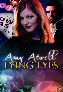 Amy Atwell Lying Eyes обложка книги