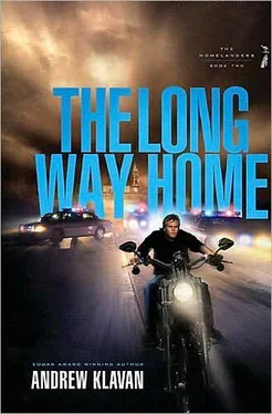 Andrew Klavan The long way home обложка книги