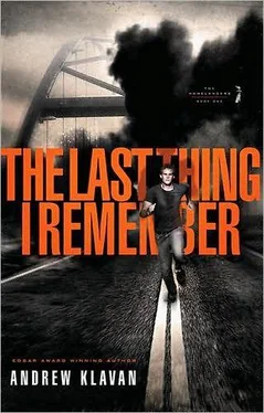 Andrew Klavan The last thing I remember обложка книги