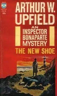 Arthur Upfield The New Shoe обложка книги