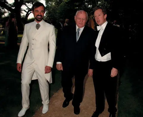 A GOOD CAUSE Evgeny Lebedev left son of Alexander with Gorbachev and - фото 8