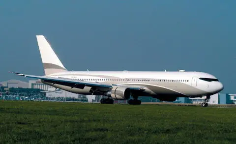 FLIGHT CAPITAL This Boeing 767 which Abramovich bought for 55 million has - фото 12