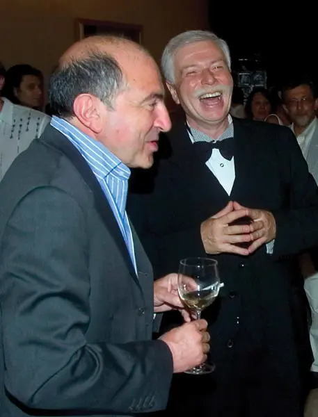 THE PARTNER Georgian billionaire Badri Patarkatsishvili right with his - фото 31