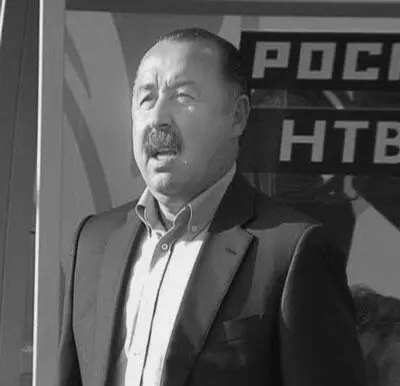 Наивысших успехов Валерий Газзаев добился с ЦСКА 18 мая 2005 года московские - фото 87