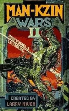 Larry Niven The Man-Kzin Wars 02 обложка книги