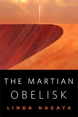 Линда Нагата The Martian Obelisk обложка книги