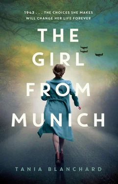 Tania Blanchard The Girl from Munich обложка книги