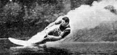 Вверху вот они водные лыжи Внизу Юрий слева и Валерий Нехаевские - фото 55