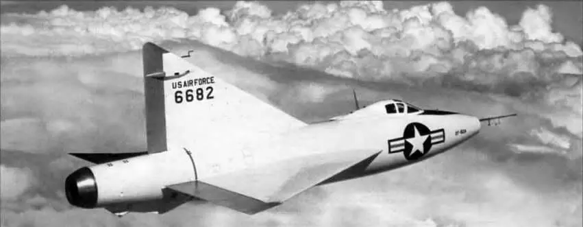 Опытный самолет XF92A в очередном полете 1953 г В ходе работы проект - фото 16