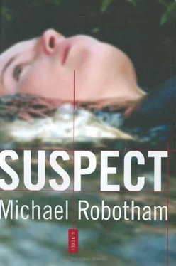 Michael Robotham Suspect обложка книги