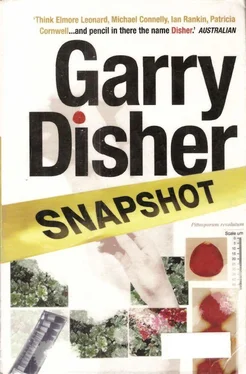 Garry Disher Snapshot обложка книги