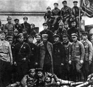 Участники разгрома Антоновского восстания Тамбов 1921 г Атака красных на - фото 43