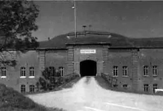 Немецкая крепость Ингольштадт где Тухачевский находился в плену Тухачевский - фото 24